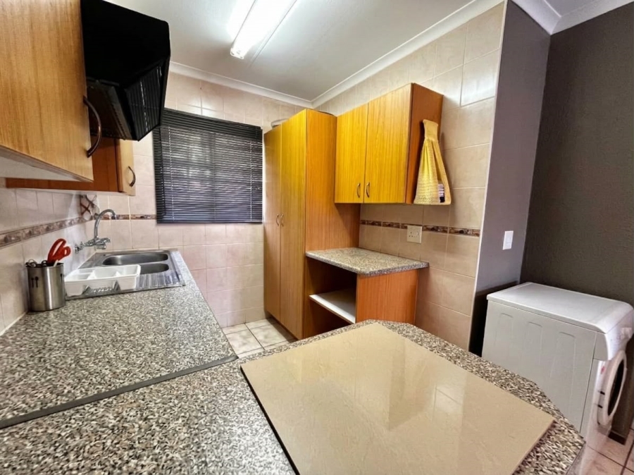 2 Bedroom Property for Sale in Safari Gardens North West